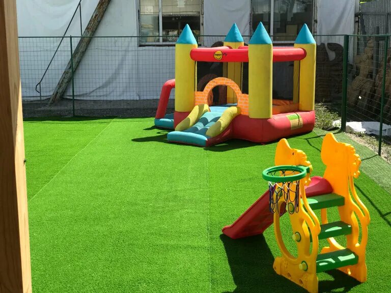 Детский сад обь. Детский сад 17 камень на оби. Фасад садика. Город обь детский сад солнышко. Стройка детсада.