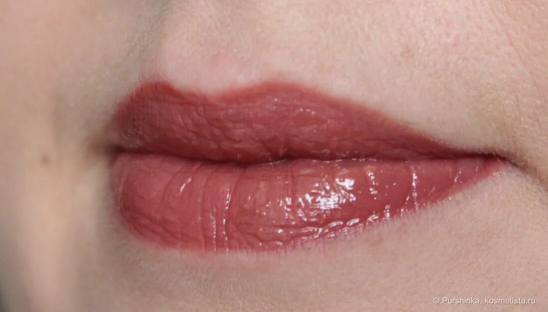 Clarins lip comfort oil 10 plum. Clarins lip comfort oil 09. Clarins lip comfort oil shimmer. Clarins lip comfort oil 09. Clarins lip comfort oil 09.