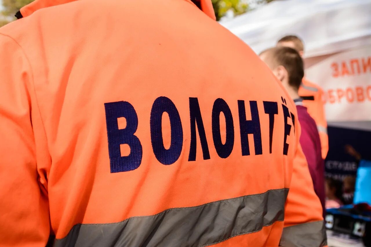 Машины уголовного розыска. Нижний новгород фифа 2018. Волонтер н н. Волонтер н н. Служба поиска пропавших детей машина.