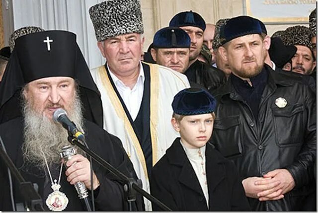 байсаровы воевали. внук пугачевой дени байсаров кадет. дени байсаров рамзан. василий ташкин. бондарчук байсаров.