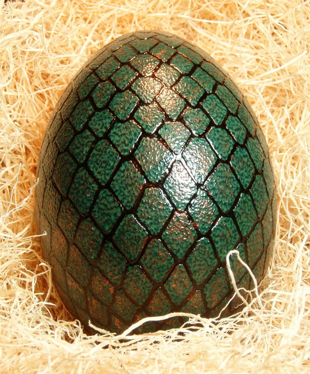 С др на яйцах. Яйцо дракона из игры престолов. Как выглядит яйцо дракона. Яйцо дракона игра престолов. Драконье синее яйцо.