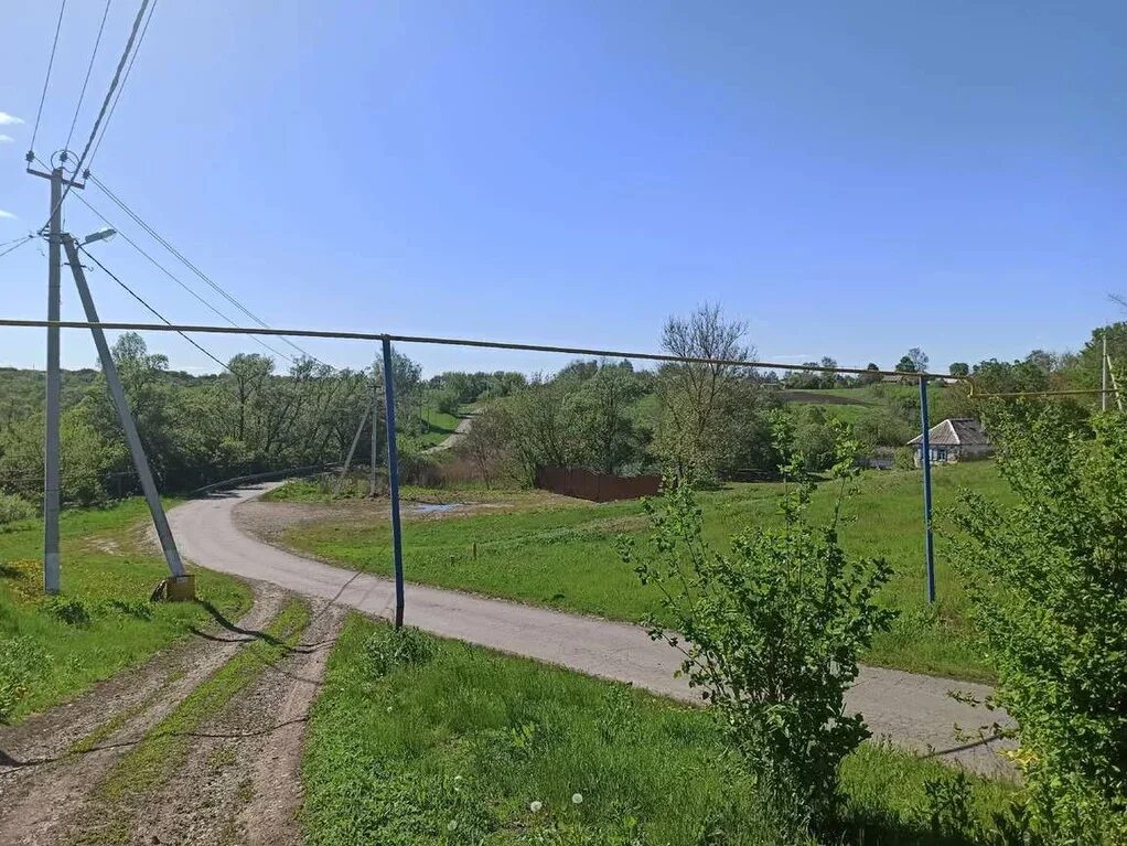 Село устинка белгородская область. Варваровка луганская область на карте. Шебекино шебекинский храм. Шебекино. Церковь устинка шебекино.