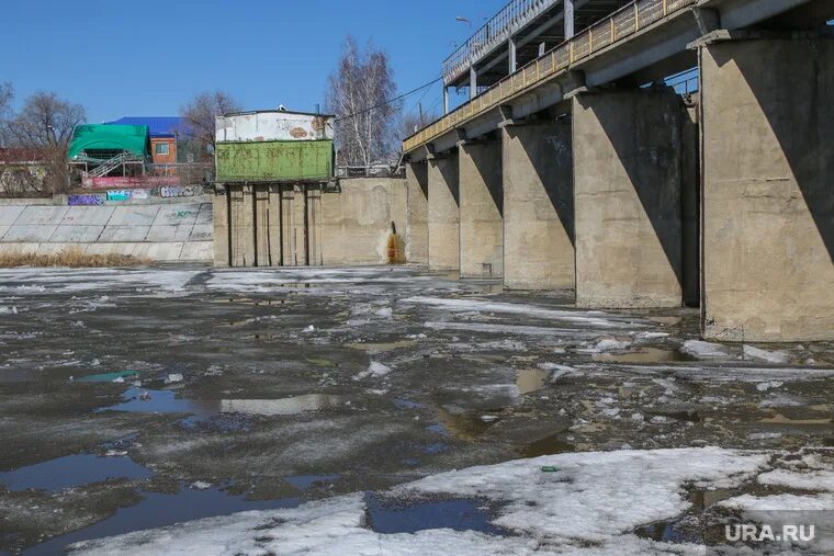 Какой уровень дамбы в кургане