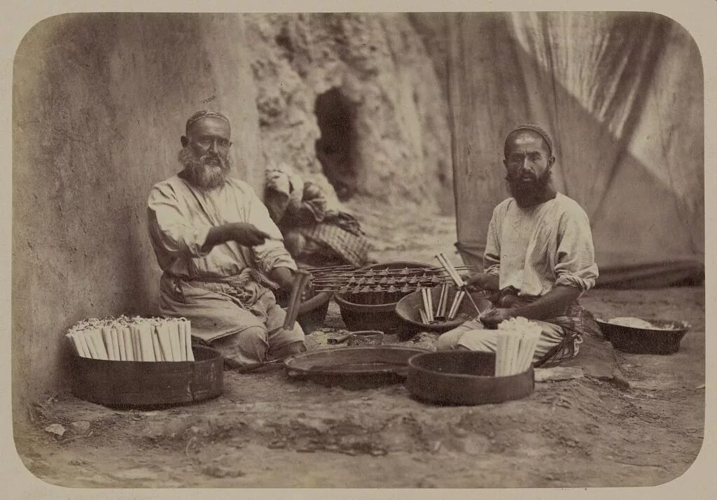 Среднеазиатские нарды. Гюго крафт русский туркестан 1898-1899. Узбекистан 1880 год. Туркестан 19 век. Дервиши узбекистан.