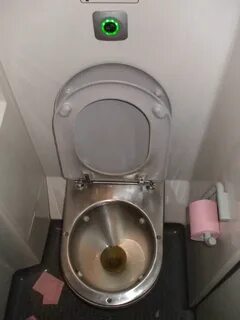 Как смывать в поезде