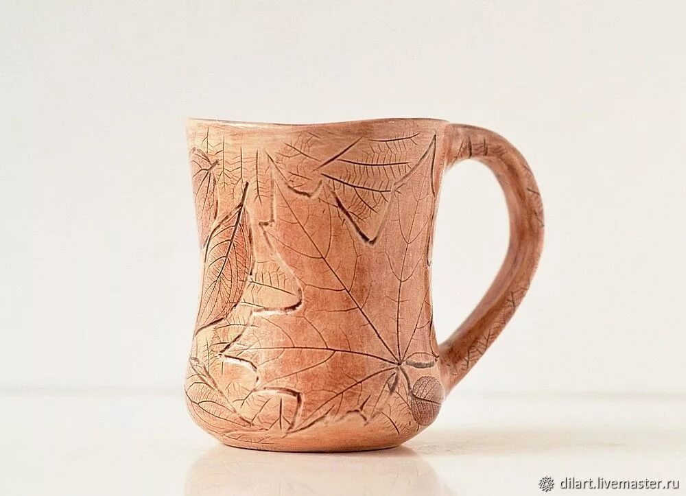 Кружка с рисунком домик. Керамическая кружка рисунок. Керамическая кружка рисунок. Гончарной керамики чашки. Керамическая кружка рисунок.