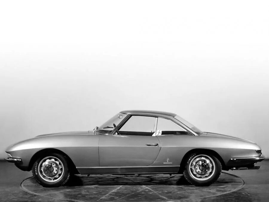 Bmw 2600. Автомобиль 2600. Alfa romeo 2600. Alfa romeo 2600 sprint. Alfa romeo 2600 sz.