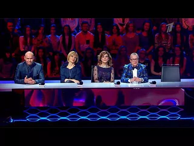 Жюри точь в точь. Точь в точь жюри состав. Жюри шоу точь в точь. Точь в точь судьи. Казарновская в шоу точь в точь.