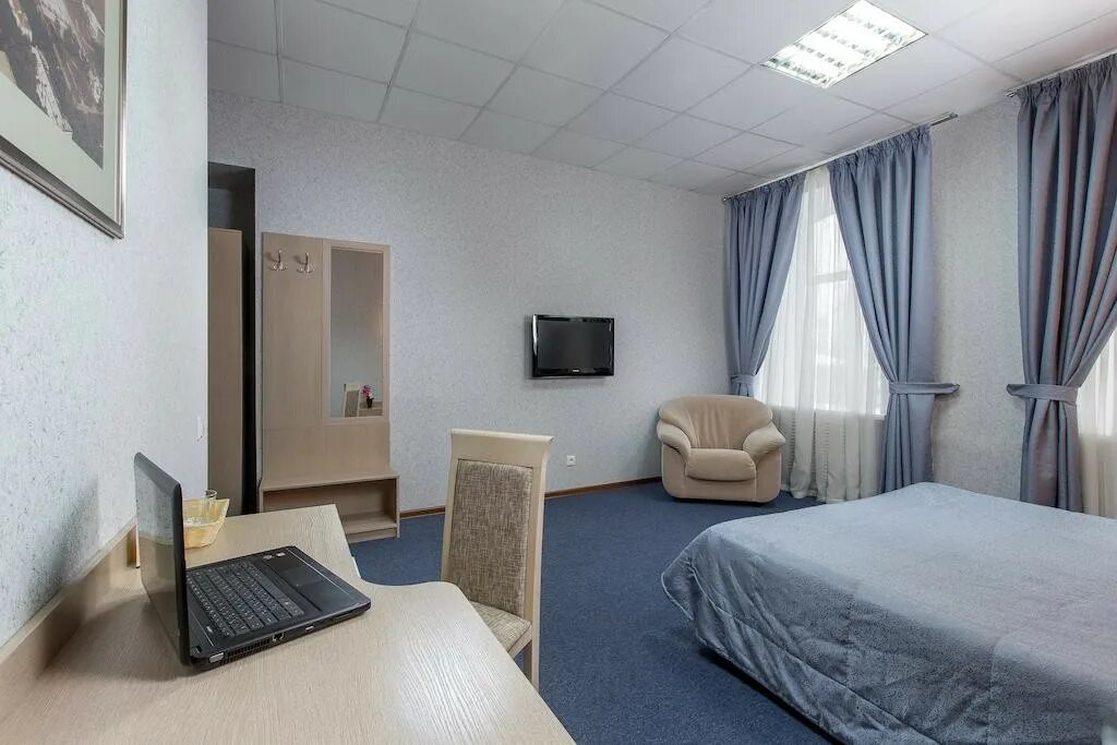 Гостиница самара 5 звезд. Город самара отель веструм. Самара гостиница гранд. Хороший отель в самаре. Гринлайн самара гостиница.