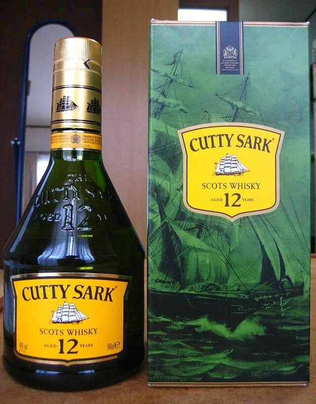 Cutty Sark виски. Бутылка Cutty Sark. Виски с корабликом на этикетке. Cutty Sark Scotch виски
