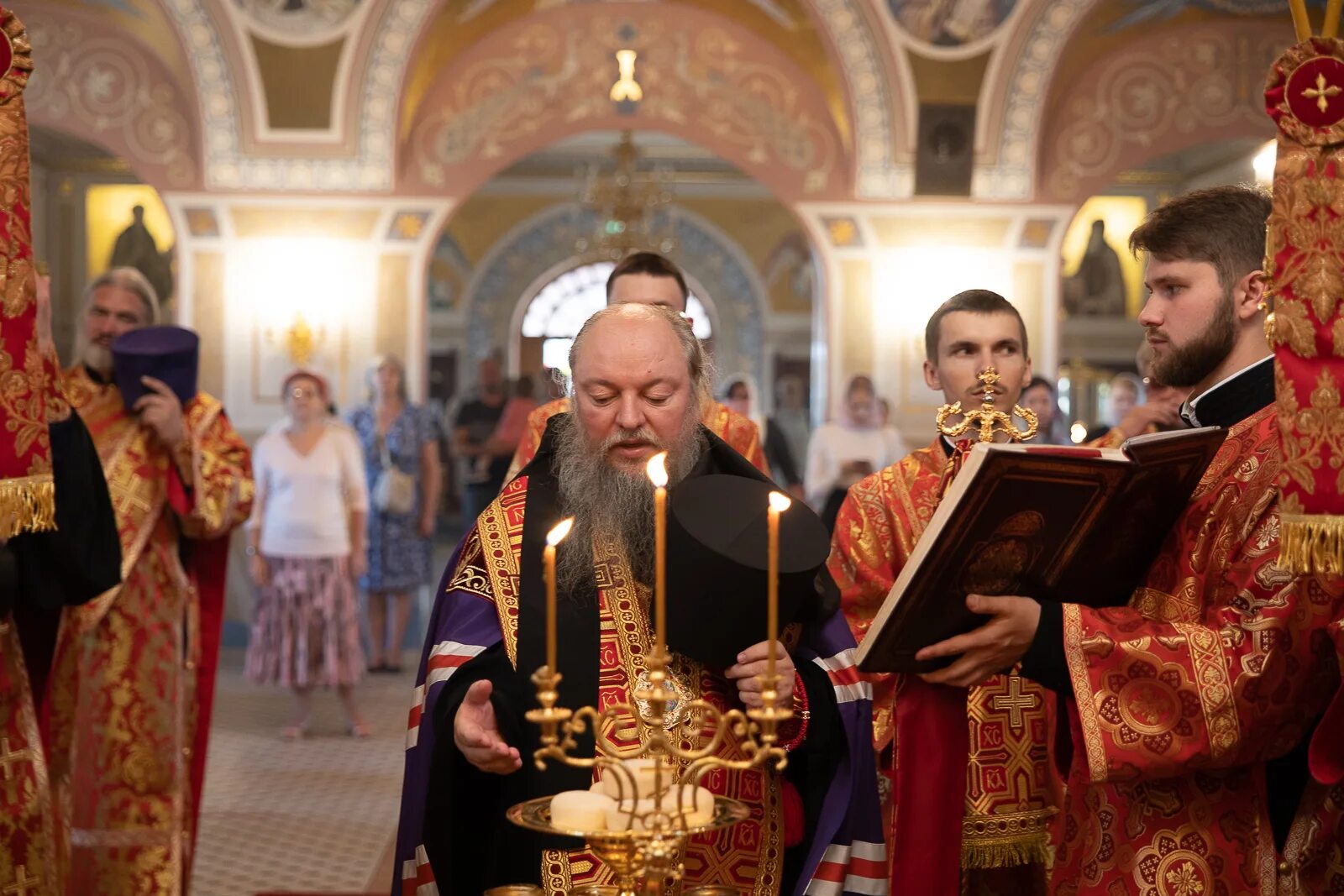 Патриарший наместник. Всенощное бдение Рахманинов. Соборное Архиерейское богослужение в г.Волгограде 10 июля 2023 года. Вчерашнее богослужение в Троицком монастыре Рязань фото. Святые саратовской области