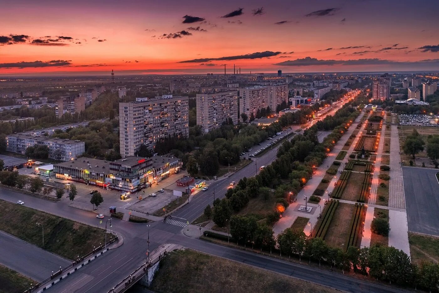 Тольятти петербург. Закат тольятти. ночной тольятти. тольятти большой город или нет. тольятти с высоты.