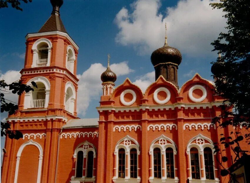 Храм успения пресвятой богородицы в трахонеево. Храм успения пресвятой богородицы в трахонеево. Князь-владимирский храм (владимир). Церковь успения пресвятой богородицы — трахонеево, 21а. Село трахонеево успенская церковь.
