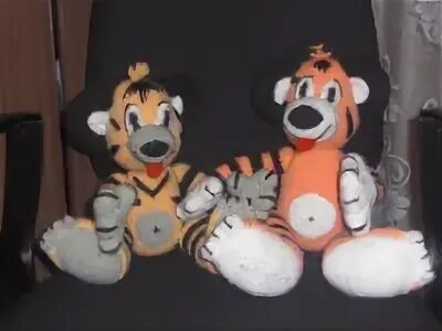 игрушки 2009 года. мягкая игрушка музыкальная чебурашка. игрушки 2009 года. популярные игрушки 2009. игрушки киндер сюрприз 2007.