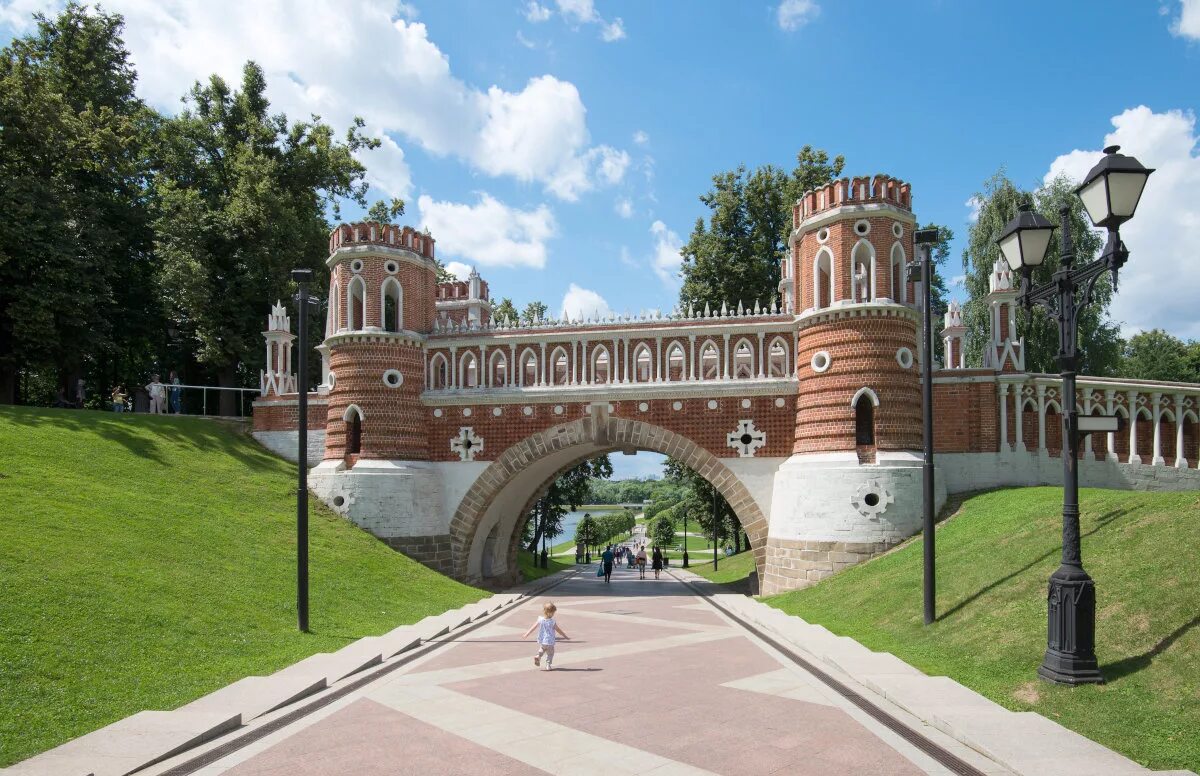 Стоит в царицыно. Парк Царицыно. Музей-заповедник Царицыно Москва. Усадьба Царицыно. Музей парка Царицыно.