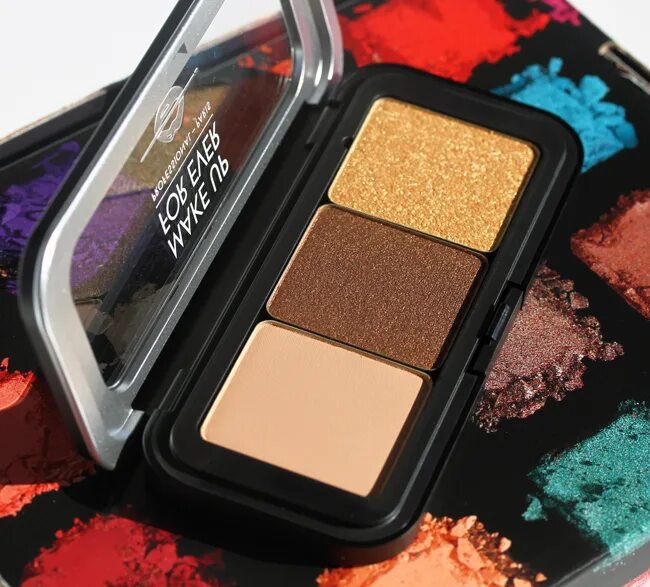 Make up for ever artist color shadow. Тени mufe 810. make up for ever магнитная палетка. make up for ever artist color shadow metallic тени для век me-302 peacock.