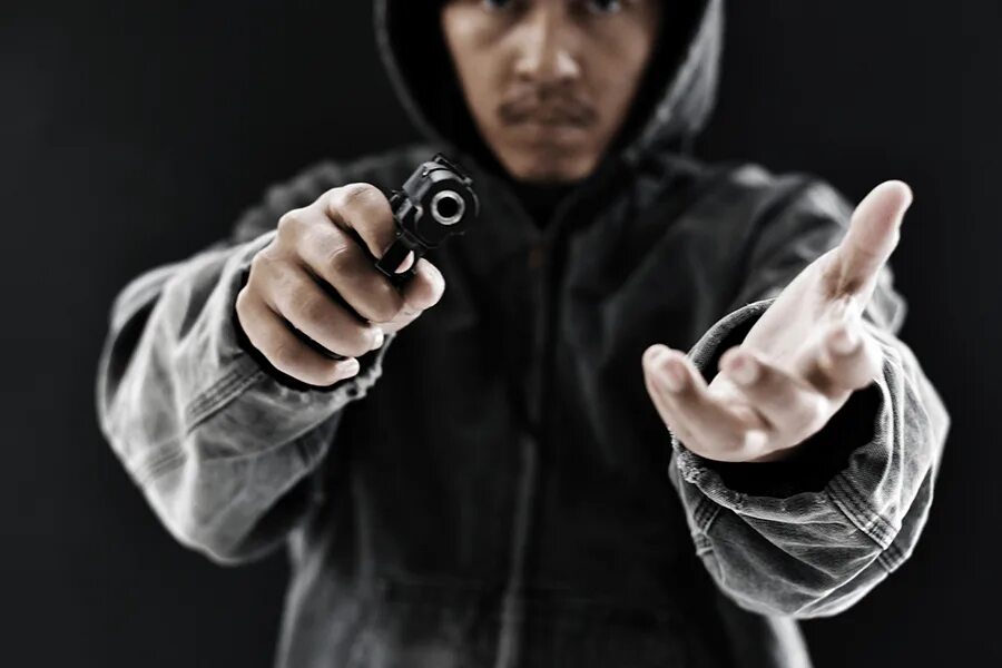 Как в one armed robber. Robbery одежда. armed robbery. мone-armed robber.