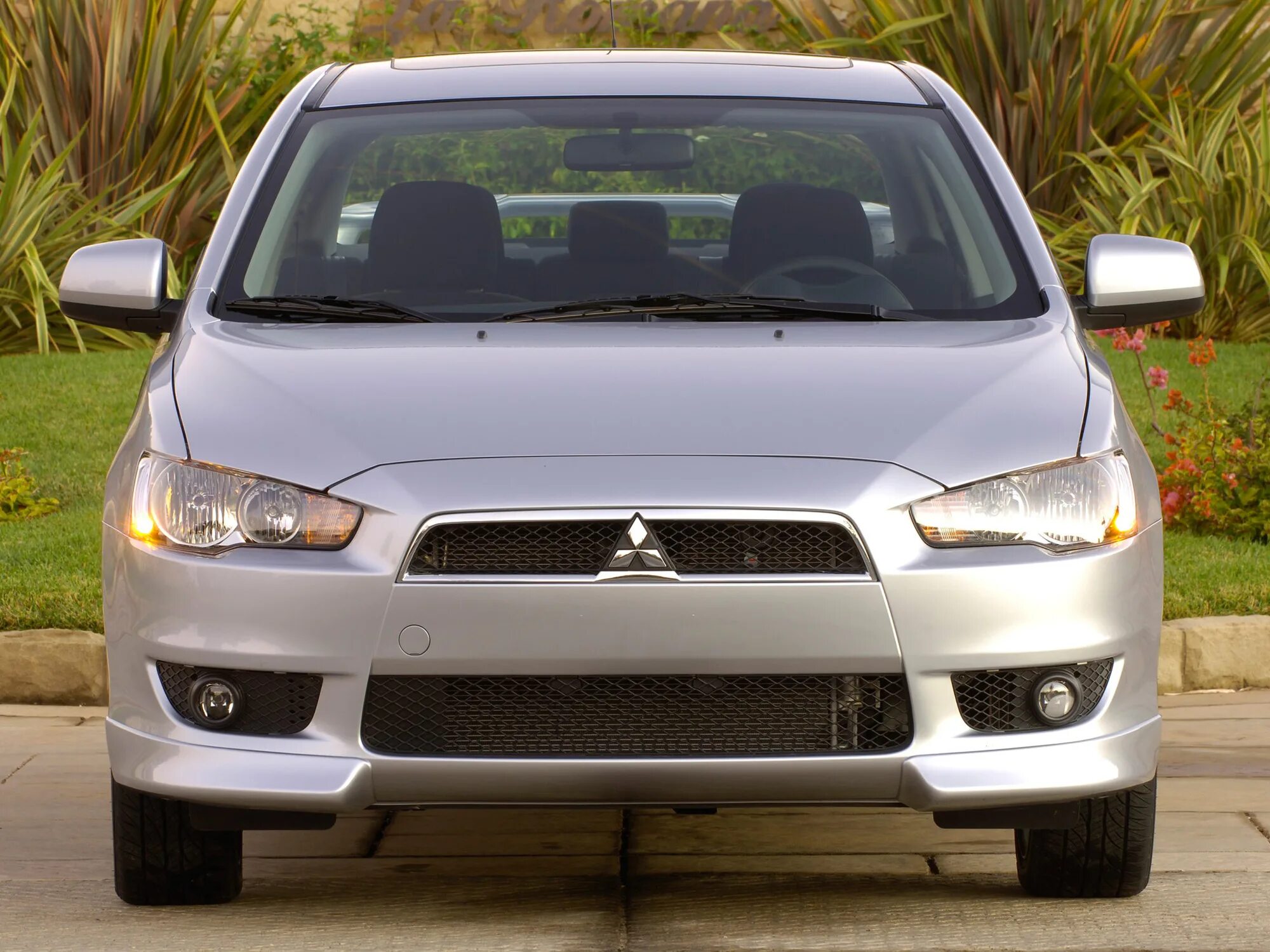 Ланцер автомобиль. Mitsubishi Lancer 2008. Мицубиси Lancer 2008. Митсубиси ланцер 2007. Mitsubishi Lancer x 2008.