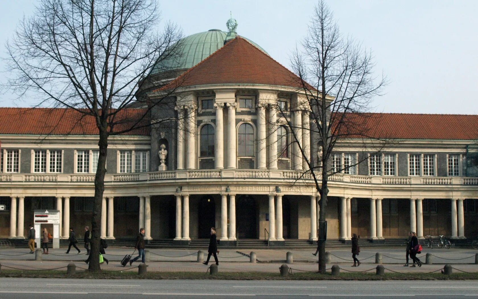 Гамбургский университет. Universität hamburg гамбургский университет. гамбургский университет германия главный кампус. гамбургский университет германия старый. гамбургский институт бернгарда нохта.