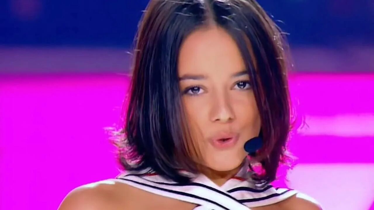 Alizee ai. Alizee Live 2003 Alizee - j'en ai marre. Ализе клипы. Alizee - j'en ai marre (tubes) Remastered. Французская певица ализе клипы