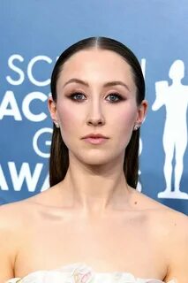 Erin Doherty - 2020 Screen Actors Guild Awards-09 GotCeleb.