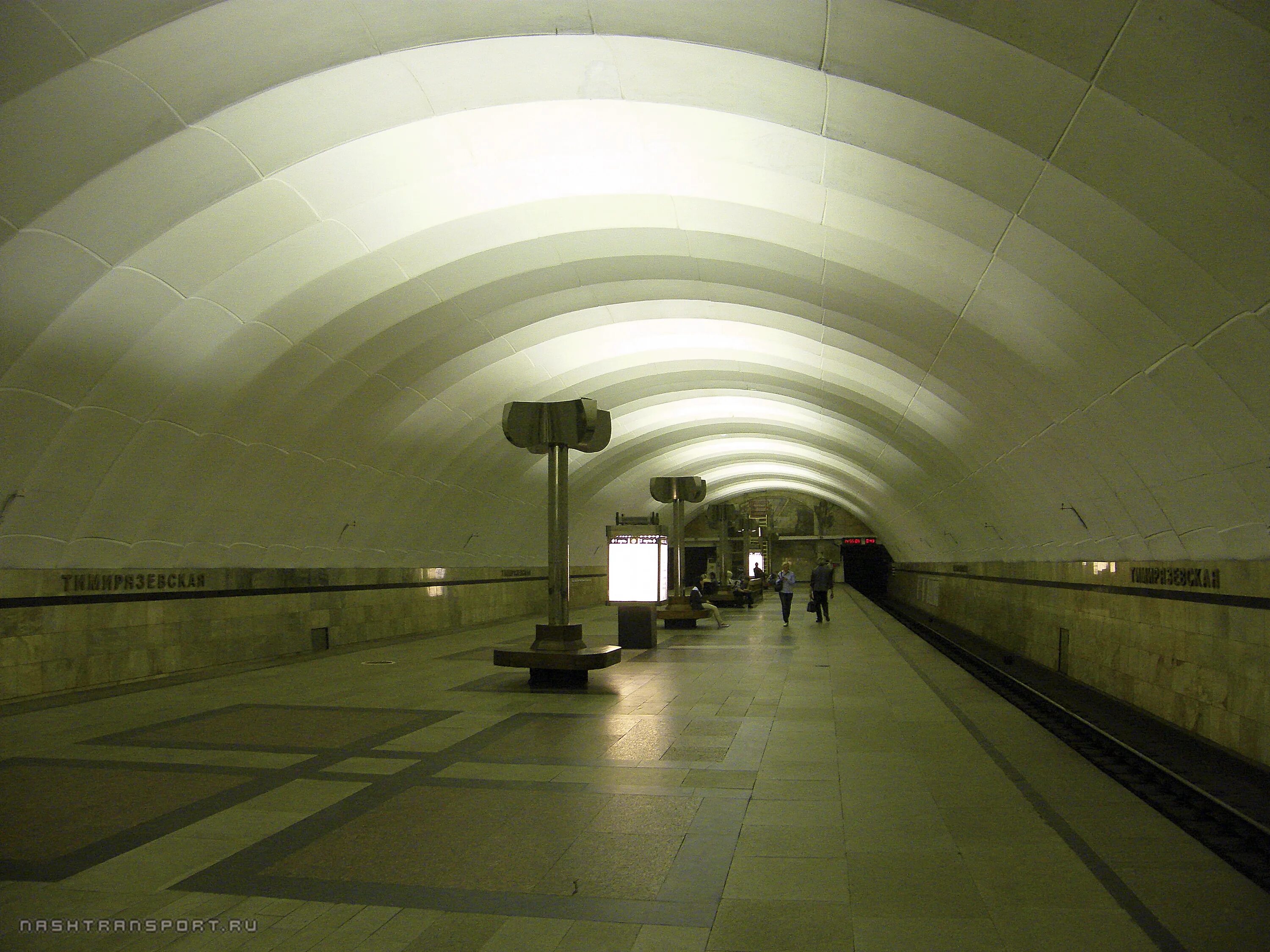 Тимирязевская цвет. Станция метро тимирязевская. москва: м. тимирязевская. мост на тимирязевской. станция тимирязева москва.