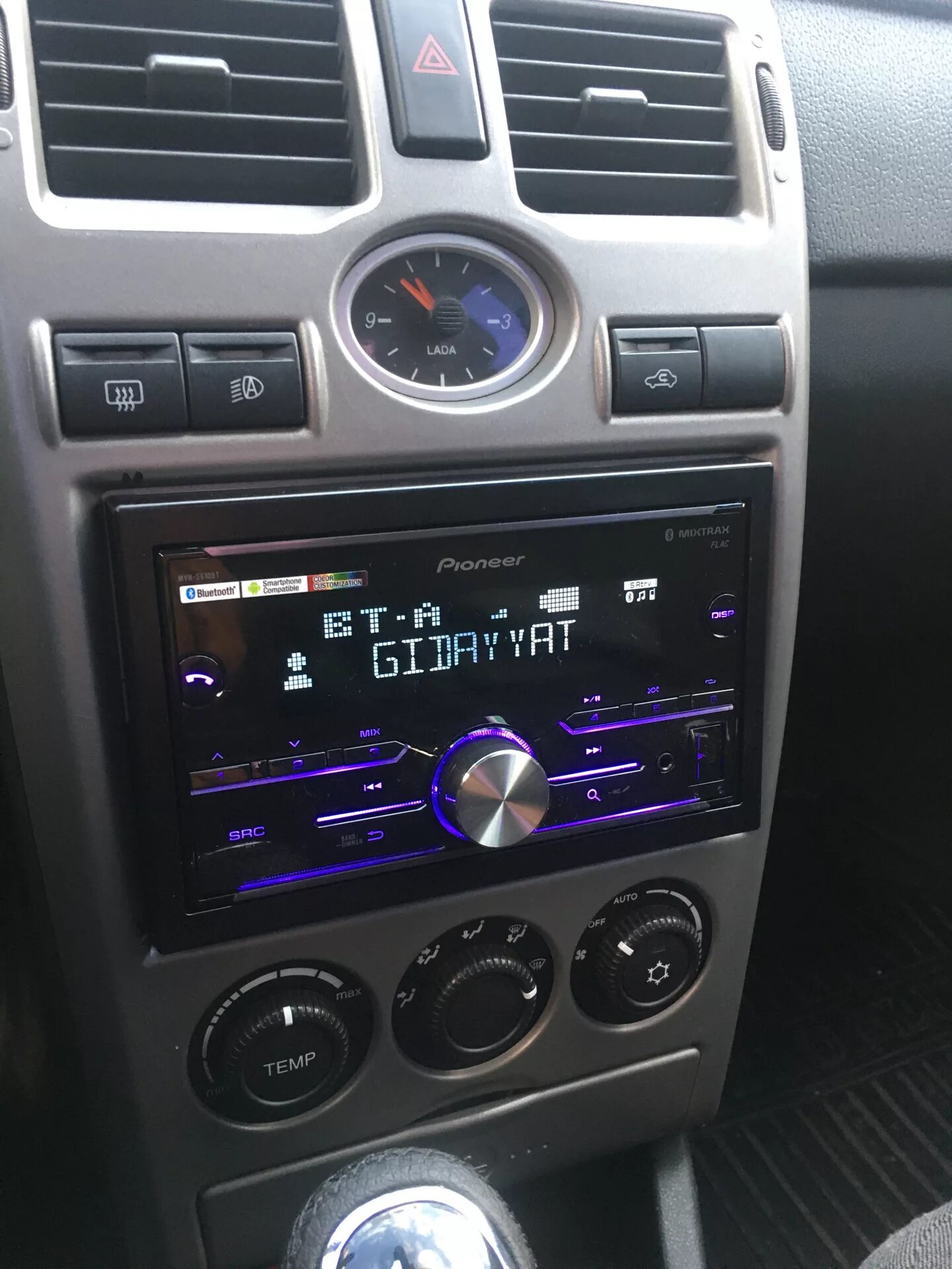 Pioneer автомагнитола эволюция. Pioneer mvh x560bt. Pioneer mvh s425bt. Пионер mvh 29bt. Pioneer 725.