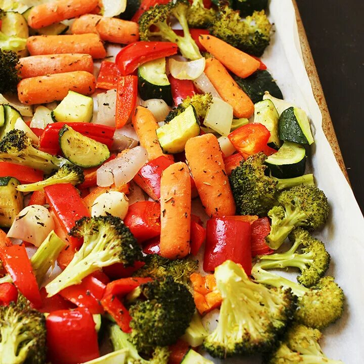 To Roast Vegetables. Michelangelo Meatloaf and Veggies in Oven. CISH Baked Vegetables 2022.