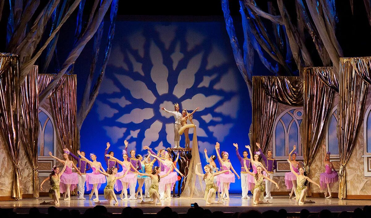 театр оперы и балета. сцена оперного театра нижний новгород. эрмитажный театр санкт-петербург балет. классический балет. детские театры оперы и балета.