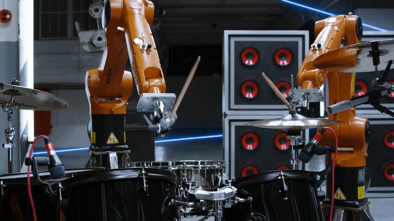 Роботы которые поют. Automatica - robots vs. music - nigel stanford. робот музыкант. промышленные роботы. роботы играющие на музыкальных инструментах.