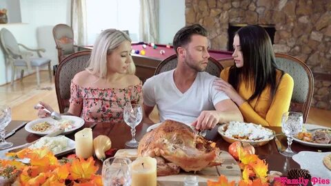 You're previewing MyFamilyPies.com's 'Thanksgiving Is For Cr...