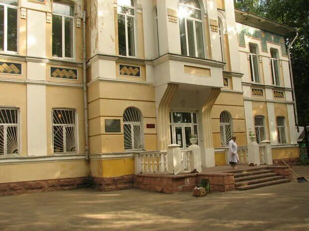Пнд смоленская площадь 13/21. Пнд смоленская площадь 13/21. Чаплина 12 смоленск наркодиспансер. Смоленская площадь 13/21 психоневрологический диспансер. Москва смоленская площадь 13/21.