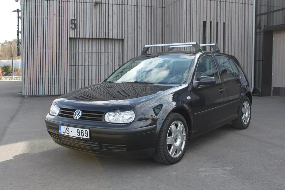 Купить гольф 4 тди. Volkswagen Golf 4 1.9 TDI. Golf 4 1.9 TDI 2003. Golf 4 2003 19 TDI. Golf 4 2004 19 TDI.