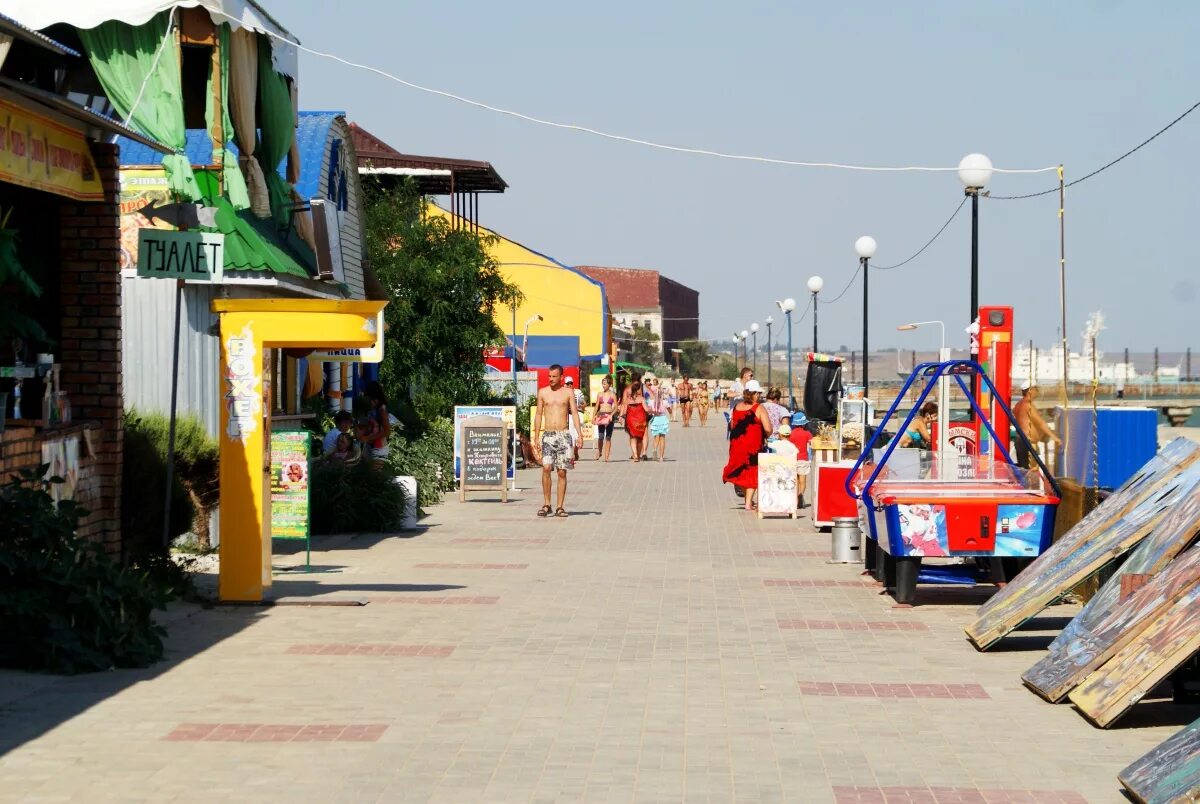 Пляж поселок приморский феодосия. Погода в пгт приморском феодосия. Пляж пгт приморский феодосия. Пгт приморский крым. Погода в пгт приморском феодосия.