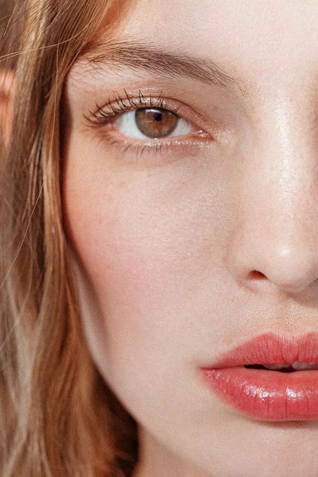 Естественный макияж губ. Красивые естественные губы. Губы без помады. Бейби фейс лицо. Макияж губ.