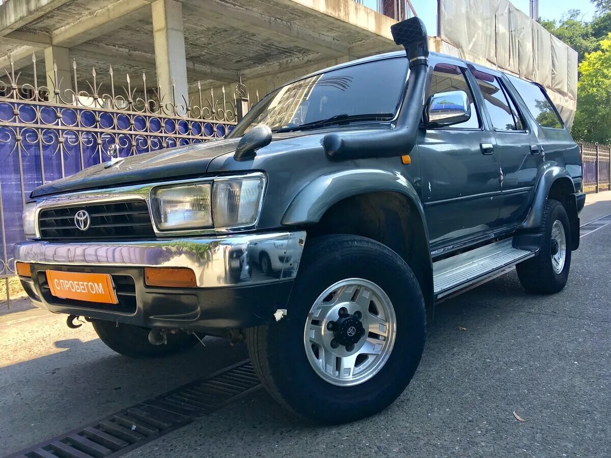 Купить сурф в россии бу. Toyota Hilux Surf 1993. Тойота Хайлюкс Сурф. Hilux Surf 1993. Toyota Surf джип.