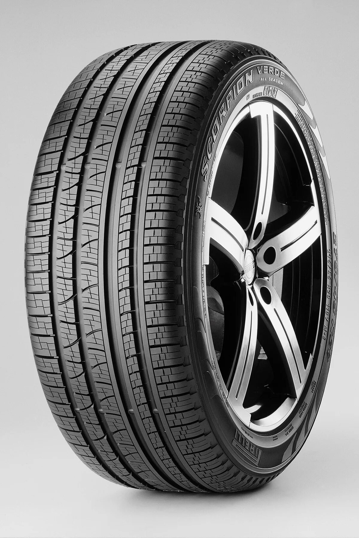 Pirelli Scorpion Verde. Летние шины 285 45 r20