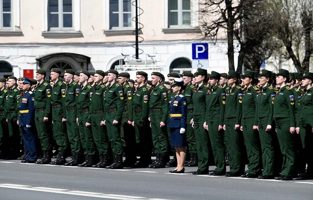 Парад 9 мая города. Парад Победы в Твери 2022. Парад Победы 2021 Тверь. Парад в Твери 9 мая 2022. Парад Академия Можайского.