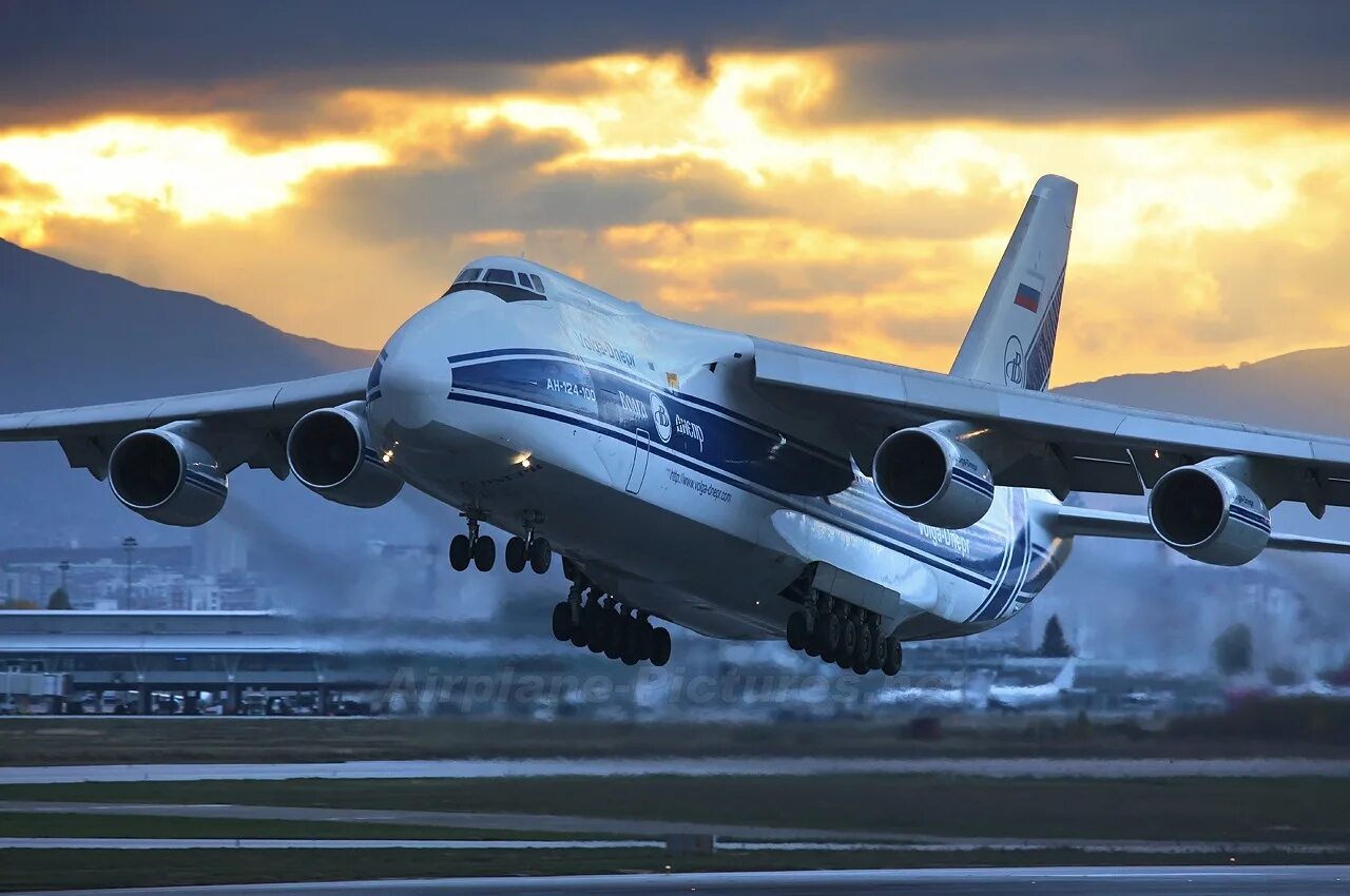 Большие российские самолеты. АН-225 Мрия.