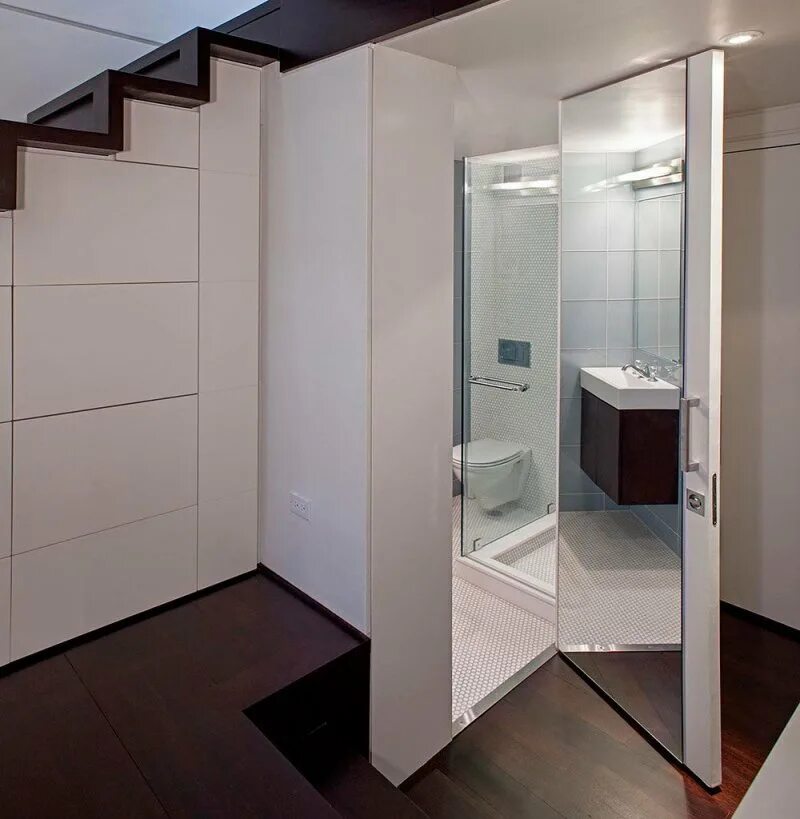 Скрытые двери в ванну. Дверь в ванную под лестницей. Потайные двери в ванную комнату. Угловая дверь в ванную комнату. Зеркальная дверь в ванную комнату.