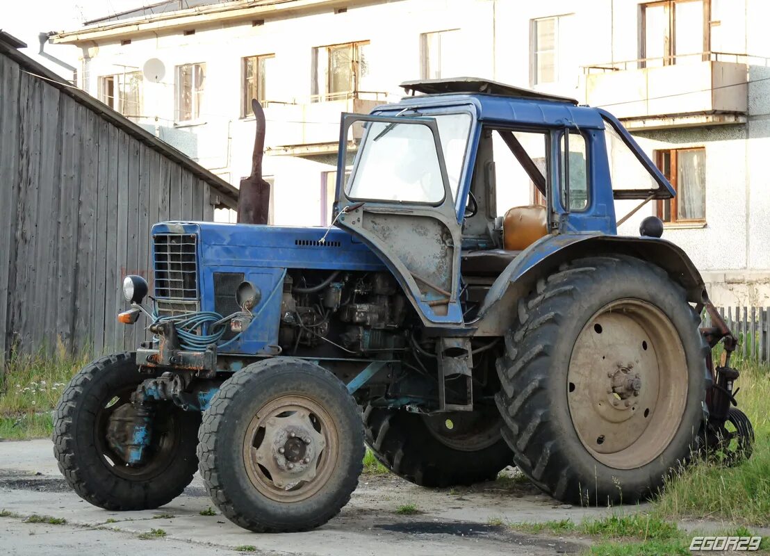 МТЗ 80 82 50. МТЗ-50 Минский тракторный завод. Беларусь МТЗ 80. Трактор Беларусь 80.