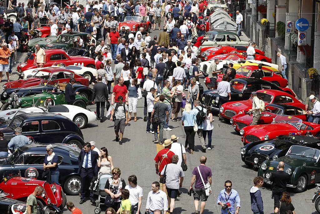 La mille. P. La mille. Mille miglia гонка 1957. La mille.