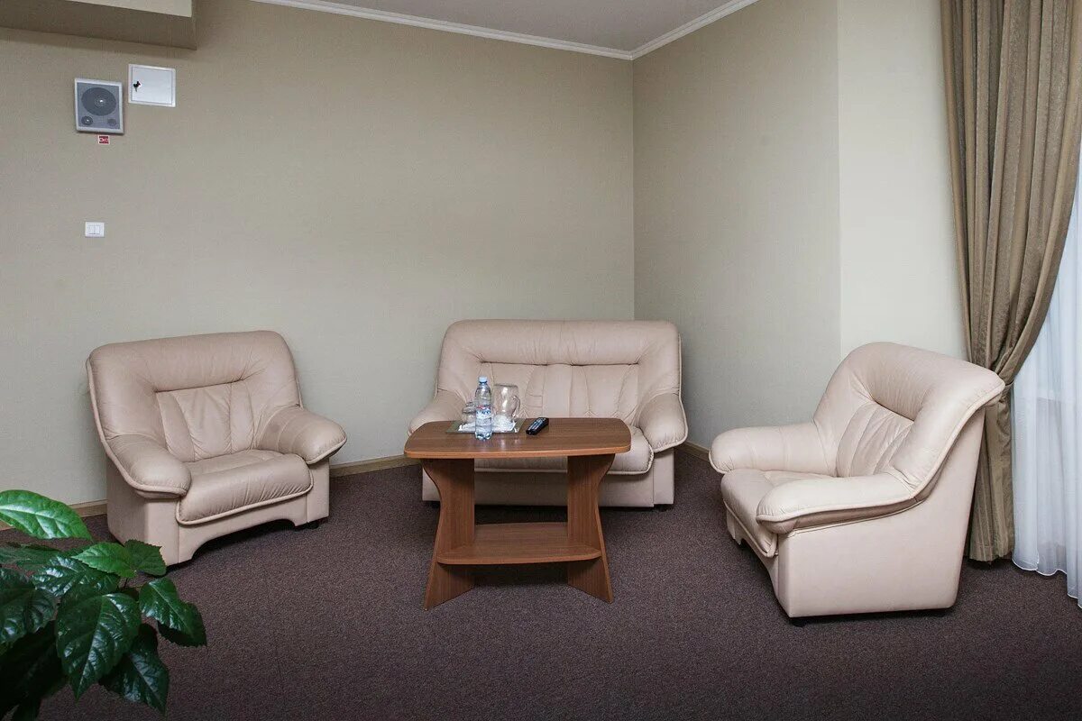 гостиница кристалл новый. гостиница кристалл урень. кристалл новый уренгой. гостиница новый уренгой. гостиница кристалл новый.