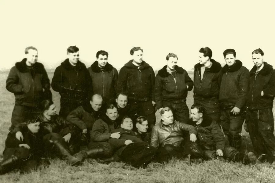 Первый отряд советских космонавтов. Отряд Космонавтов 1960 года. Сформирован первый отряд Космонавтов. Отряд Космонавтов Гагарина.