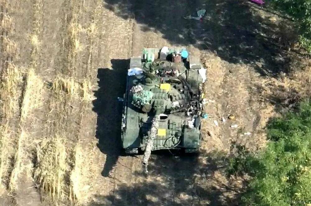 Т-72 ВСУ. Танк ВСУ 2022. Уничтоженные украинские танки. Уничтоженная техника ВСУ 2022.