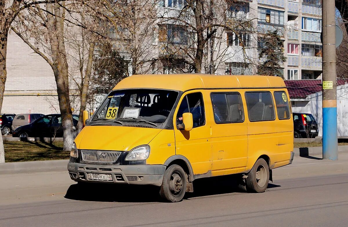 980 е. ГАЗ 322132 грузовой. 34 Маршрутка Брянск. ГАЗ 322132 маршрутное такси. ГАЗ 322132 С колпаками гига.