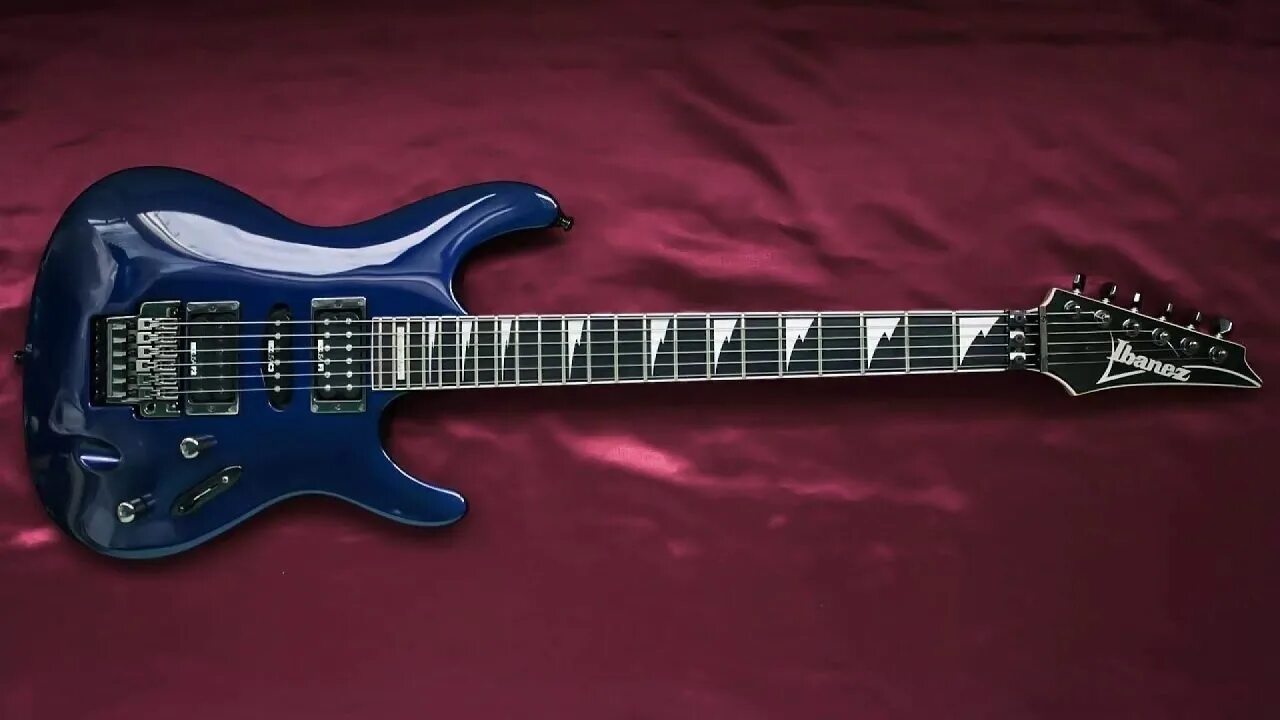 Лучший ibanez. Ибанез гитара. ibanez superstrat. электрогитара ибанез. gitara &quot;ibanez grx70qa tks&quot;.