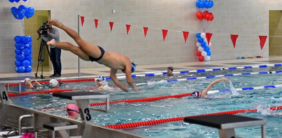 Фок в крылатском. Бассейн в голубом зеленоград. Бассейн зао. Бассейн мгимо одинцово. Плавательный бассейн г.