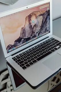 Macbook silver