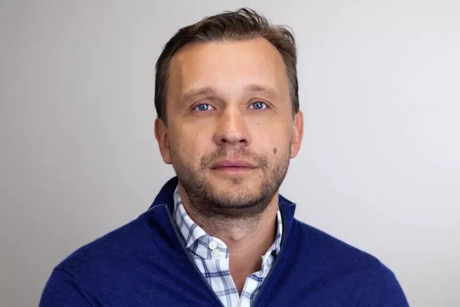 бизнесменом сергеем ломакиным. бизнесменом сергеем ломакиным. ломакин сергей александрович. сергей ломакин fix price. бизнесменом сергеем ломакиным.